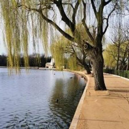 Welcome 2 Bedrooms Flat In Wimbledon London Exterior foto